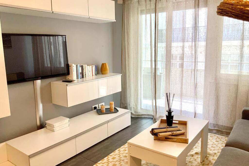 Cannes Plein Centre - 3 Min Croisette Et Plages Apartment Luaran gambar